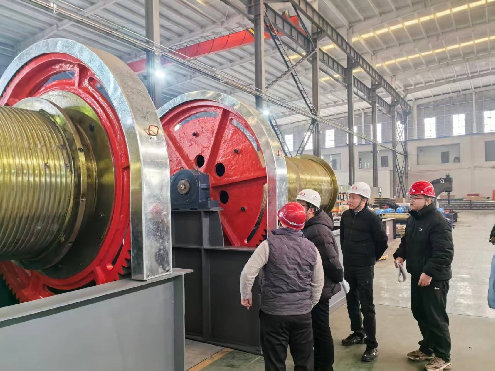 柬埔寨菩薩水電站項(xiàng)目導(dǎo)流洞封堵閘門(mén)及固定式卷?yè)P(yáng)啟閉機(jī)出廠驗(yàn)收會(huì)